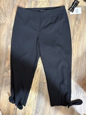Zac & Rachel Black Tie-Hem Capris
